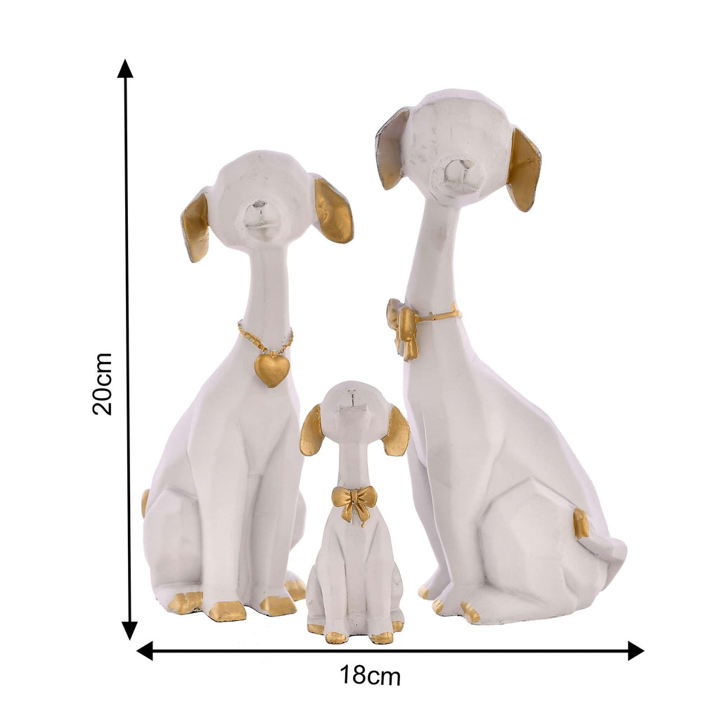 WHITE DOG